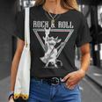 ギター付きロックンロール牛 Tシャツ 彼女への贈り物