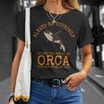 シャチになれない限り、いつも自分らしくありなさい Tシャツ 彼女への贈り物