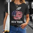 ニューヨーク市 ビッグアップル グラフィック アメリカ国旗付き Tシャツ 彼女への贈り物