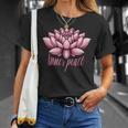 ピンクの蓮の花 曼荼羅 Tシャツ 彼女への贈り物