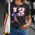 マックスマンシーフラッグのシルエットゲームデー Tシャツ 彼女への贈り物