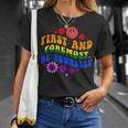 レトロな虹色デザイン 力強いlgbtqプライドメッセージ付き Tシャツ 彼女への贈り物