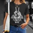 ワールドピース アースデイ セレブレーション ピースサイン ハンドジェスチャー Tシャツ 彼女への贈り物