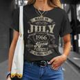 ヴィンテージ還暦伝説 1966年7月 60歳の贈り物 Tシャツ 彼女への贈り物