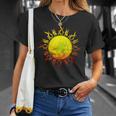 燃える太陽 トライバル タトゥー 宇宙 宇宙 Tシャツ 彼女への贈り物