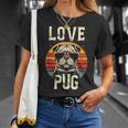 犬愛好家のためのかわいいパグのイラスト Tシャツ 彼女への贈り物