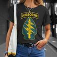 第1特殊部隊 アメリカ陸軍 グリーンベレー帽 空挺部隊f 退役軍 Tシャツ 彼女への贈り物