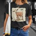 素敵な若いヤギの動物服。 Tシャツ 彼女への贈り物