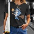 魔法を使いそうなサメ ハロウィン Tシャツ 彼女への贈り物