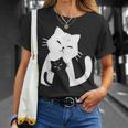 黒猫と白猫 Tシャツ 彼女への贈り物