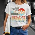 60歳の誕生日 1963年5月から伝説の60歳の誕生日 Tシャツ 彼女への贈り物