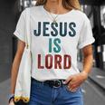 Jesus Is Lord – Christian Faithintage Born-Again Graphic Tシャツ 彼女への贈り物
