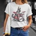 ヴィンテージジャーマンシェパード犬の演奏ドラム。 Tシャツ 彼女への贈り物