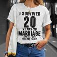 結婚20周年記念 カップル 妻 夫 裏面 Tシャツ 彼女への贈り物