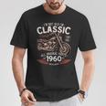 66 歳の誕生日男性オートバイ バイクに乗る人 1960 Tシャツ 面白い贈り物
