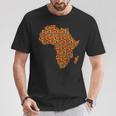 クールなアフリカの地図布、伝統的なアフリカのケンテ布。 Tシャツ 面白い贈り物