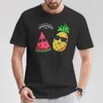 スイカとパイナップルをダビング カワイイ サマーフルーツ Tシャツ 面白い贈り物