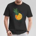 パイナップル バレーボール 面白い フルーツ ビーチ ハワイ ハワイアン スパイク Tシャツ 面白い贈り物