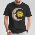 魔女 グランジ 美的 三日月 月 太陽 Tシャツ 面白い贈り物
