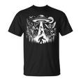 Cryptid Monsters ビッグフット Mothman Dogman Moon Cryptozoology Tシャツ