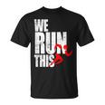 We Run This 我々はこれを実行しますランニング モチベーション マラソン フィットネス ワークアウト ジョギン Tシャツ
