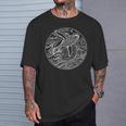 Humpback クジラ 海から雲に飛ぶ Tシャツ 彼への贈り物