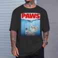 Paws Parody Cat Chasing A Cutecared Mouse Cat Lover Tシャツ 彼への贈り物