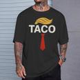 TACO トランプズ・オールウェイズ・チキン・アウト・タコス Tシャツ 彼への贈り物