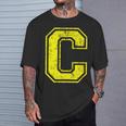 アルファベット C 大文字 イニシャル クラシック 学校 カレッジ Tシャツ 彼への贈り物