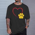 ハートと猫の足跡 – ミニマルな猫愛アート Tシャツ 彼への贈り物