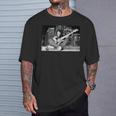 フィル・ライノット・シン・リジー・レコーディング・サンダー・アンド・ライトニング 1982 Tシャツ 彼への贈り物