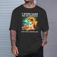 ボルゾイ・ラヴァー・アイ・ワーク・ハード・デザイン・ファニー・ボルゾイ・ドッグ Tシャツ 彼への贈り物