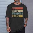 レトロな70年代のバトミントン Tシャツ 彼への贈り物