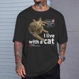 猫と暮らしています Cat Uzuraバージョン Tシャツ 彼への贈り物