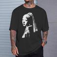 真珠のイヤリング ターバン ヨハネス・フェルメール モノクロの少女 Tシャツ 彼への贈り物