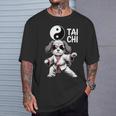 面白い太極拳犬格闘技陰陽クールな子犬のポーズ Tシャツ 彼への贈り物
