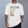 1953年5月以来素晴らしい誕生日。面白いレトロ。 Tシャツ 彼への贈り物