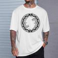 ニュージーランド ハンマーヘッド サメ サークル シンボル マオリ族。 Tシャツ 彼への贈り物