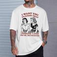 誰かが私ではなく誰かを気にかけていることを知ってほしい Tシャツ 彼への贈り物