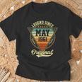 1961年5月以来のヴィンテージ65歳の誕生日レジェンド Tシャツ 高齢者への贈り物