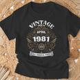 1981年4月生まれ オリジナルパーツ ヴィンテージ 4月 誕生日 Tシャツ 高齢者への贈り物