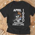 46Th Birthday Legends April 1980Intage 46 Years Old Tシャツ 高齢者への贈り物