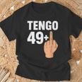 50歳の誕生日 おもしろユーモア 49 プラスワン オリジナルパーティー Tシャツ 高齢者への贈り物