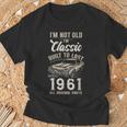 65歳の誕生日 1961年生まれのクラシックカー Tシャツ 高齢者への贈り物