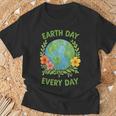 Happy Earth Day Every Day Environment Floral Earth Day 2026 T-Shirt Gifts for Old Men