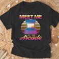 Meet Me At The Arcade Gameraporwave レトロビデオゲーム ゲーマービデオゲーム Tシャツ 高齢者への贈り物