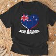 Nueva Zelanda Corazón Amor Nueva Zelanda Orgulloso Neozelandés Nueva Zelanda Camiseta unisex Regalos para ancianos