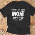 Proud Mom Of A 2026 Graduate 2026 Graduation T-Shirt Gifts for Old Men