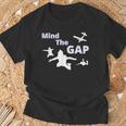 Sky Diving Mind The Gap 面白いスカイダイバー Tシャツ 高齢者への贈り物