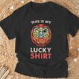 This Is My Lucky 日本のだるま人形 Tシャツ 高齢者への贈り物
